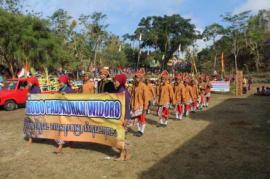 RIBUAN WARGA GIRIPURWO IKUTI KIRAB BUDAYA