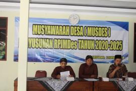 DESA GIRIPURWO SELENGGARAKAN MUSDES PENYUSUNAN TIM RPJMDes